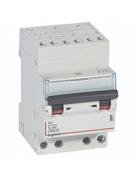 Disjoncteur DX³6000 10kA arrivée haute automatique départ bas à vis 4 Pôles 400V 32A courbe C LEGRAND 407917