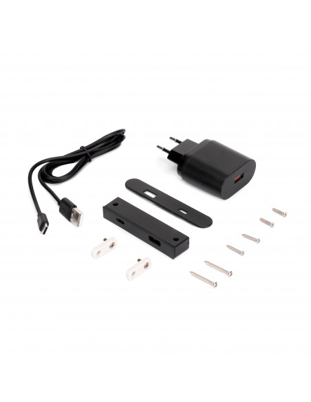 Connecteur USB A+C Linky (81x12mm) 5V DC 2A (10W) Plastique noir Plastique EMUCA 5049417