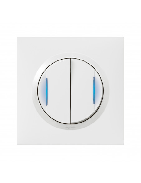 Transformeur pour réaliser 5 fonctions lumineuses dooxie one livré avec plaque carrée blanche et griffes LEGRAND 600730