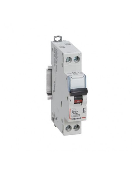Disjoncteur DX³6000 arrivée haute et départ bas à vis U+N 230V~ 32A courbe B 1 module LEGRAND 407458