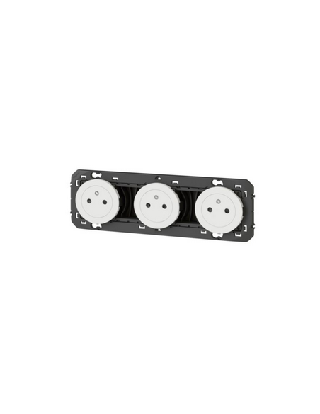 Triple prise de courant 2P+T Surface Dooxie 16A précâblées finition blanc LEGRAND 600333