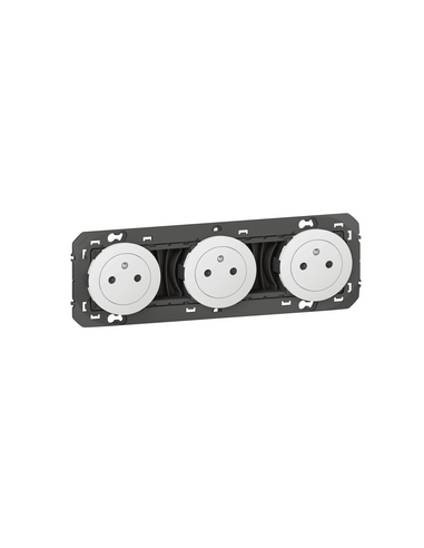 Triple prise de courant 2P+T Surface Dooxie 16A précâblées finition blanc LEGRAND 600333