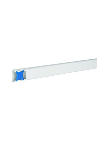 Moulure ATA 16x30 Pure L 2,10m HAGER ATA163009016