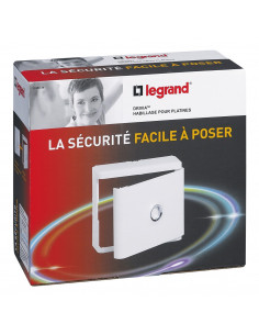 PORTE BLANC POUR PLAT. DISJONCTEUR LEGRAND 093034