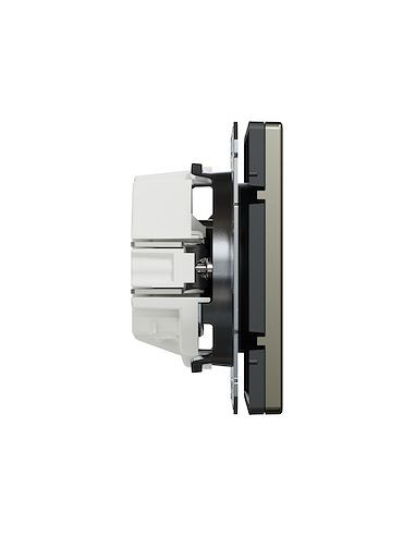D-Life prise de courant 2P+T FR mécanisme avec enjoliveur métal nickel SCHNEIDER MTN2500-6050