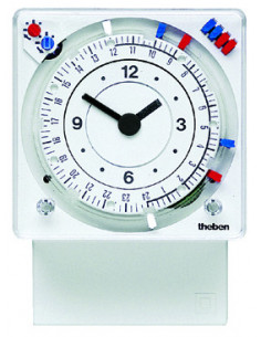 Interrupteur horaire mécanique avec reserve de marche 72 72 24h 7j 2 c inv THEBEN 2890033