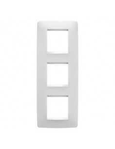 PLAQUE ONE INT. 2+2+2P V BLANC CRÈME GEWISS GW16127TB
