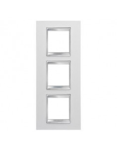 PLAQUE LUX INT. 2+2+2P V BLANC CRÈME GEWISS GW16227TB
