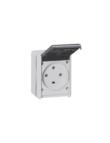 Prise de courant mâle 3P+N+T 20A 400V Legrand 055637