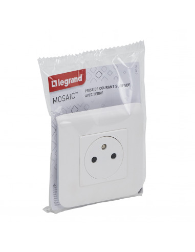 Prise de courant Surface Mosaic blanc avec plaque LEGRAND 099204